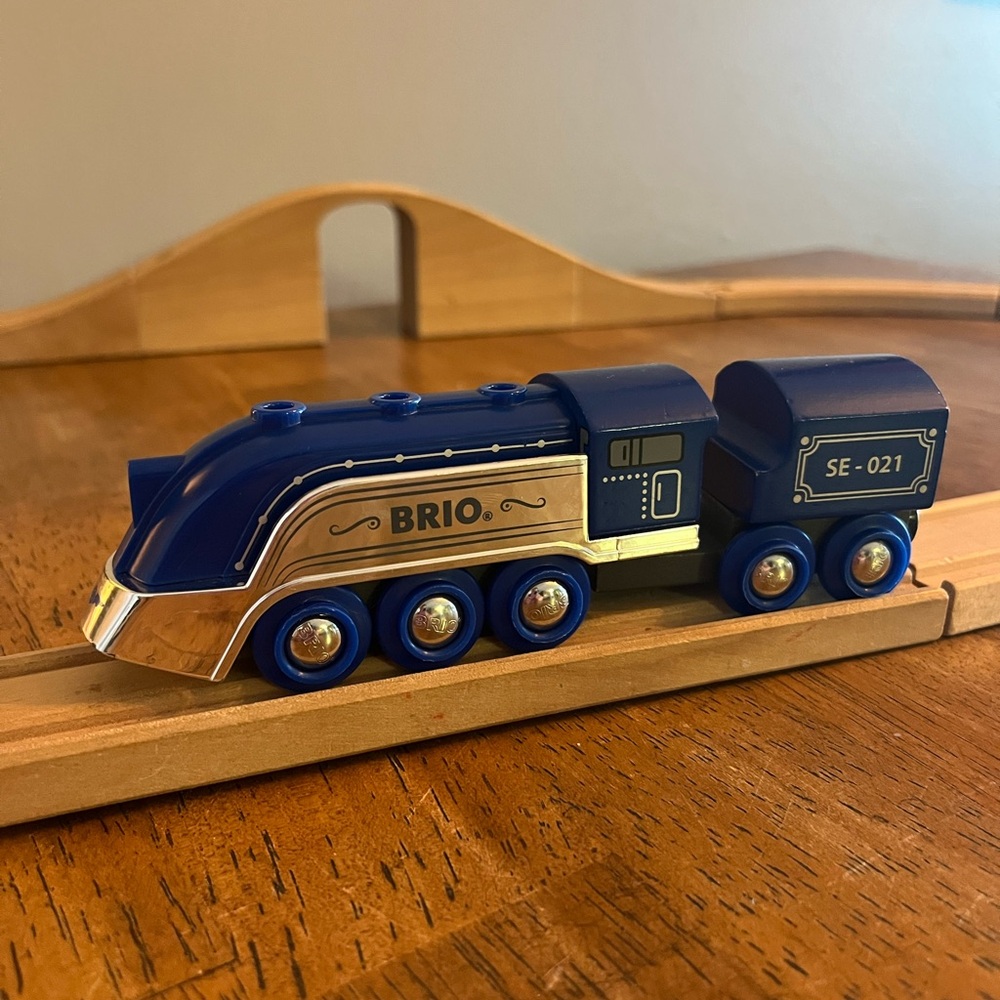 Brio Special Edition 2021 Train Set (Blue and Silver)